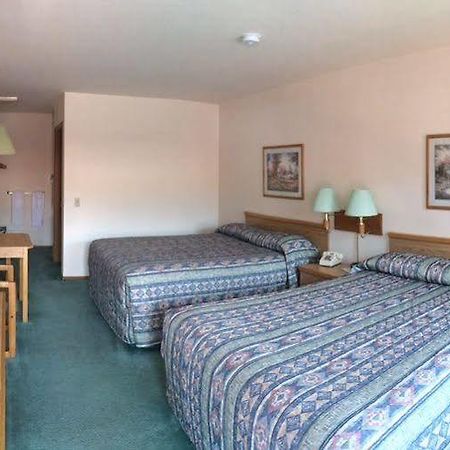 Mini Golden Inns Motel Hungry Horse Extérieur photo